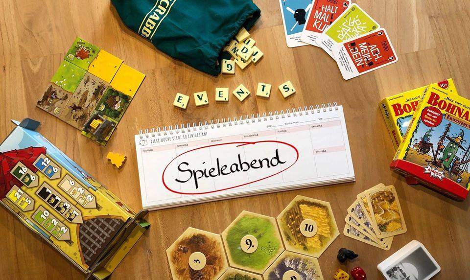 19 Uhr: Spieleabend